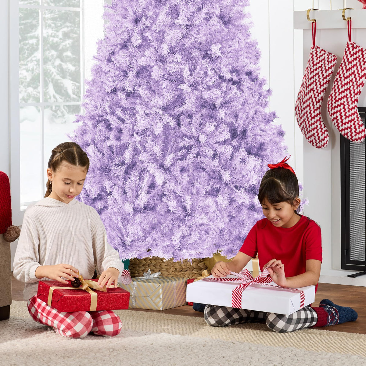 Christmas tree4.5ft Premium Unlit Pine Design, Dense Branches Realistic Holiday Décor w/Easy Assembly - Green